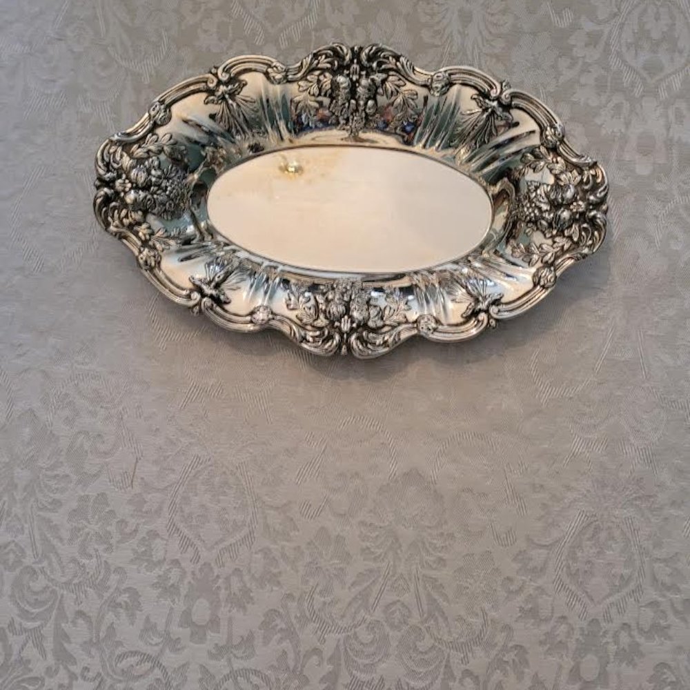 Reed and Barton Sterling Silver Oval Bread Tray X568 Francis I